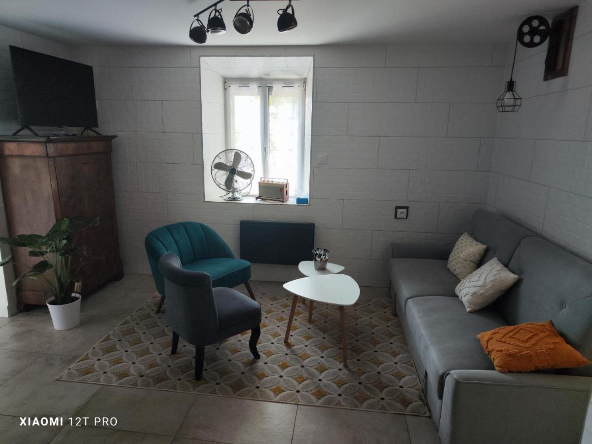 Appartement Renovee Dans Maison Ancienne Amancy Extérieur photo